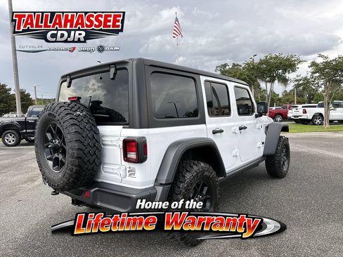 Used 2026 Jeep Wrangler Unlimited Sport AWD/4WD image 3