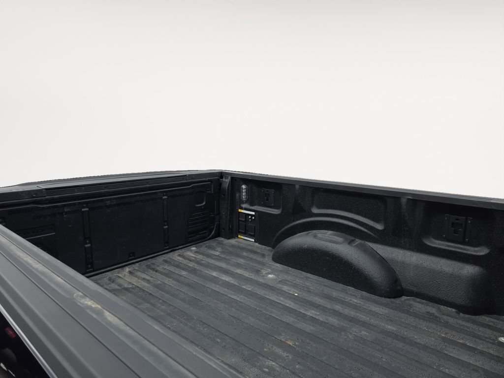 Used 2022 Ford F150 XLT w/ Equipment Group 302A High AWD/4WD image 12