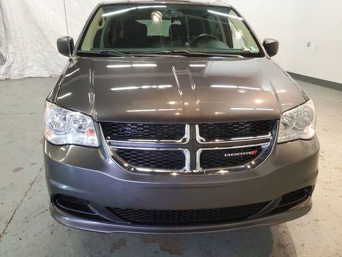 Used 2017 Dodge Grand Caravan SE w/ Power Window Group FWD image 9