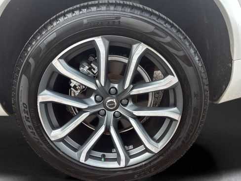 Used 2021 Volvo XC90 T6 Inscription AWD/4WD image 17
