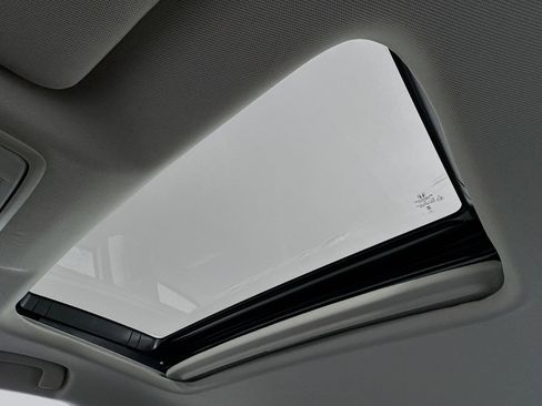 Certified 2024 Honda Accord EX-L image 21