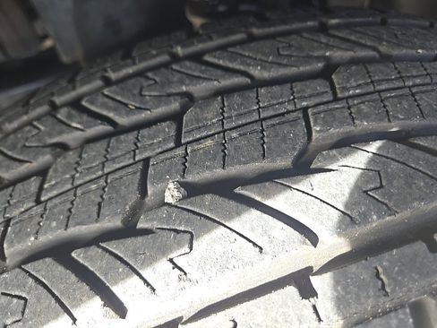 Used 2024 Nissan Titan SV w/ Accessory Utility Package image 41