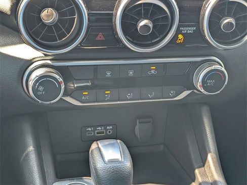 Certified 2022 Nissan Sentra SV image 26