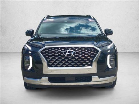 Used 2022 Hyundai Palisade Calligraphy w/ Cargo Package FWD image 2