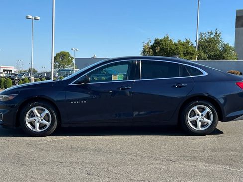 Used 2017 Chevrolet Malibu LS FWD image 9