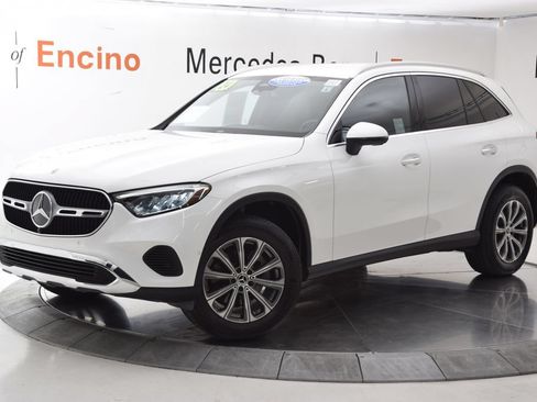 Certified 2024 Mercedes-Benz GLC 300 image 2