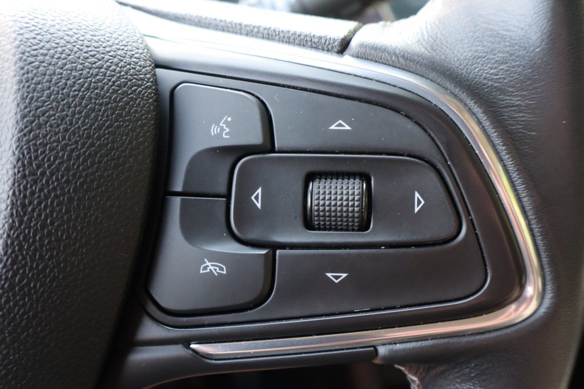 Used 2023 Buick Encore GX Preferred w/ Cold Weather Comfort Package FWD image 30