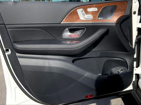 Certified 2025 Mercedes-Benz GLE 350 4MATIC image 14