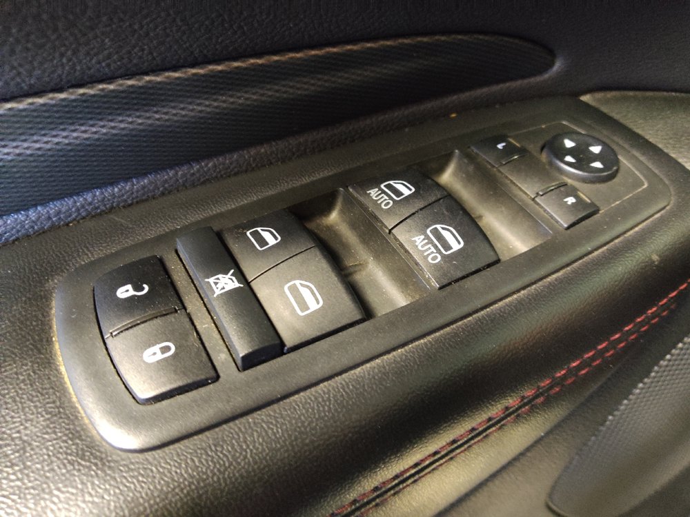 Used 2021 Dodge Durango R/T w/ Blacktop Package AWD/4WD image 27