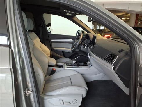 Certified 2025 Audi Q5 2.0T Premium AWD/4WD image 21