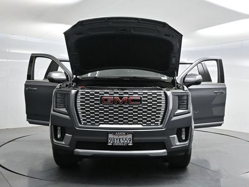 Used 2022 GMC Yukon XL Denali AWD/4WD image 49