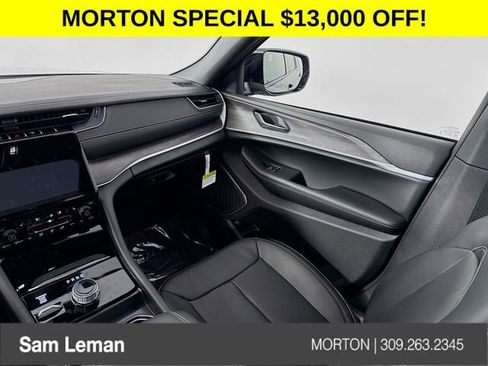 New 2025 Jeep Grand Cherokee L Limited w/ Luxury Tech Group II image 24