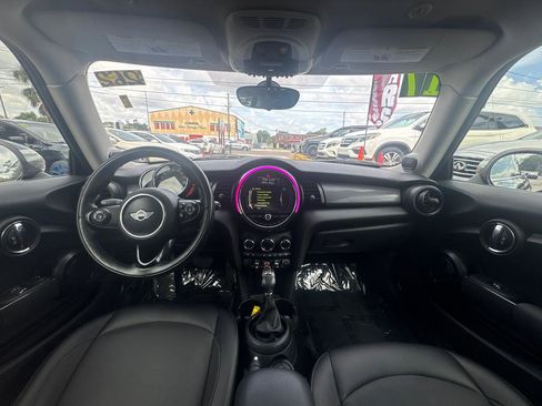 Used 2017 MINI Cooper 2-Door Hardtop FWD image 16