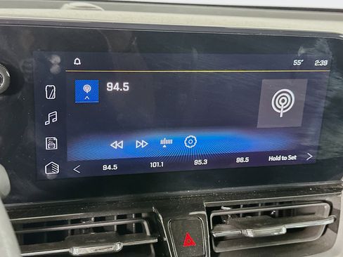 Used 2025 Chevrolet TrailBlazer LT image 19