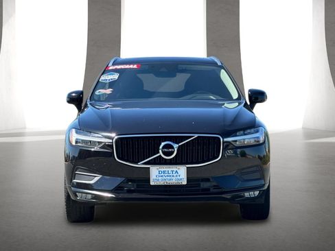 Used 2021 Volvo XC60 T6 Momentum AWD/4WD image 9