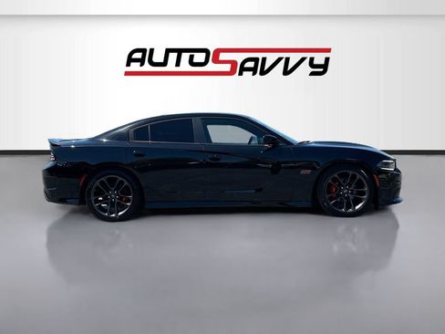 Used 2022 Dodge Charger Scat Pack w/ Plus Group RWD image 8