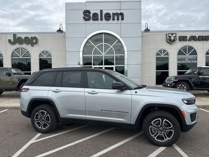 Used 2022 Jeep Grand Cherokee Trailhawk