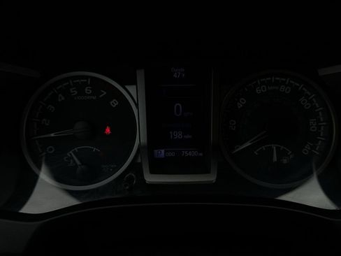 Used 2020 Toyota Tacoma SR5 image 17