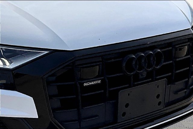 Used 2021 Audi Q8 Premium Plus w/ Premium Plus Package AWD/4WD image 30