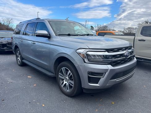 Used 2024 Ford Expedition Max Limited image 2