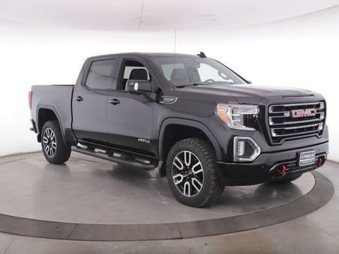 Used 2021 GMC Sierra 1500 AT4 w/ Driver Alert Package I AWD/4WD image 2