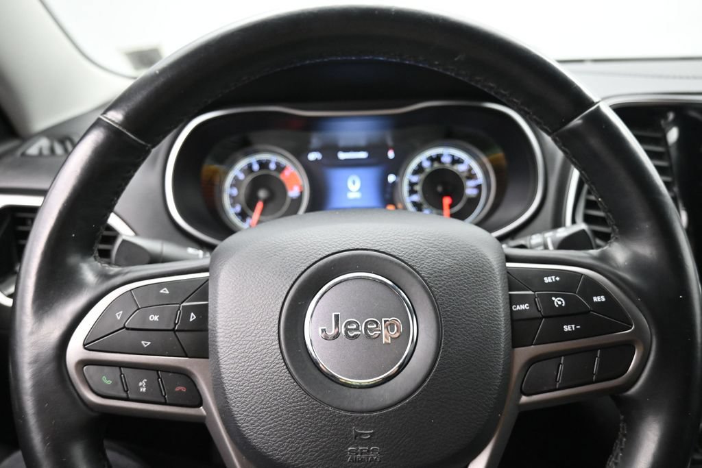 Used 2020 Jeep Cherokee Limited AWD/4WD image 12