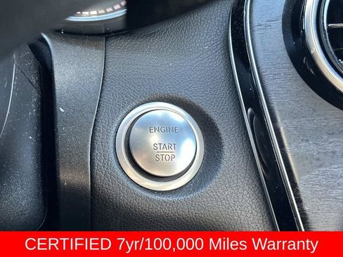 Used 2019 Mercedes-Benz GLC 300 GLC 300 image 24