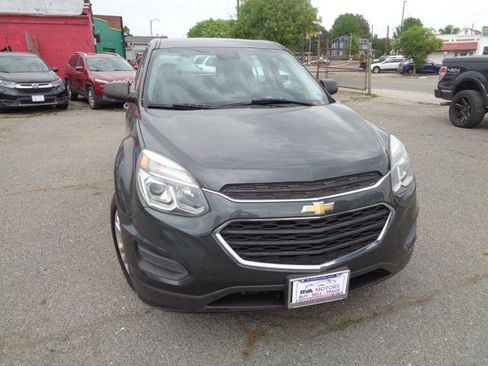 Used 2017 Chevrolet Equinox LS AWD/4WD image 22