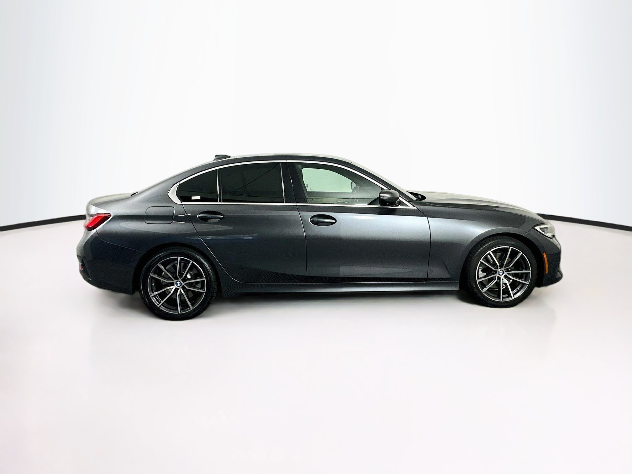 Used 2021 BMW 330e w/ Executive Package RWD image 10