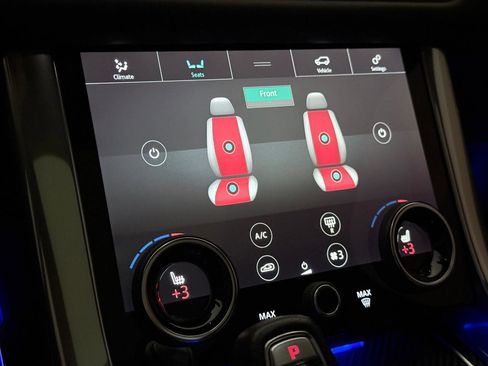 Used 2022 Land Rover Range Rover Sport SVR image 40