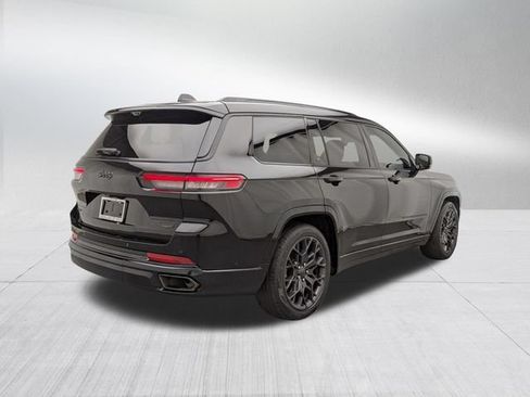 Used 2024 Jeep Grand Cherokee L Summit AWD/4WD image 5