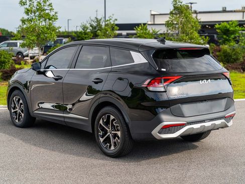 Used 2024 Kia Sportage EX FWD image 5