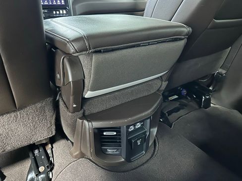 Used 2025 RAM 2500 Laramie image 46