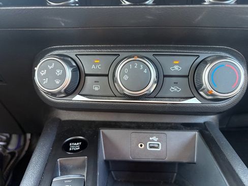 Used 2025 Nissan Kicks S FWD image 20