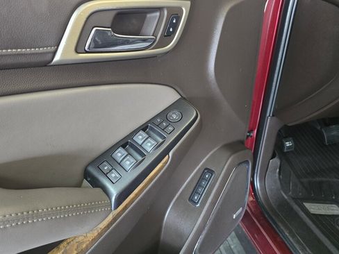 Used 2019 GMC Yukon Denali w/ Denali Ultimate Package image 22