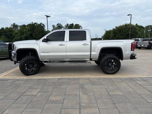 Used 2018 GMC Sierra 1500 SLT AWD/4WD image 8