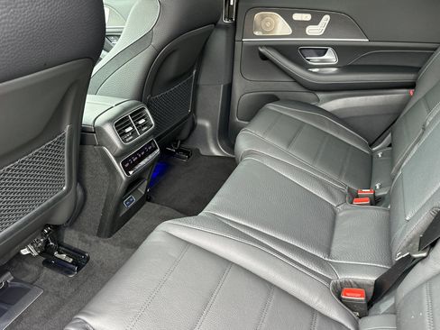 New 2025 Mercedes-Benz GLS 580 4MATIC image 22