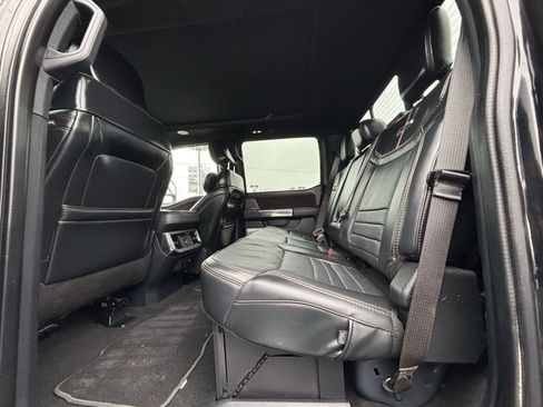 Used 2024 Ford F450 Platinum w/ FX4 Off-Road Package image 21