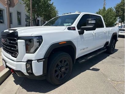 Used 2024 GMC Sierra 2500 AT4 w/ AT4 Preferred Package