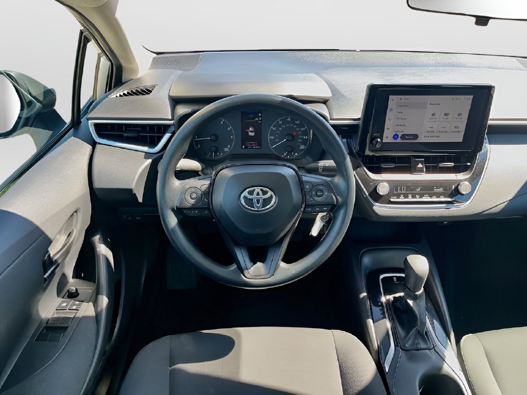 Used 2025 Toyota Corolla LE FWD image 20