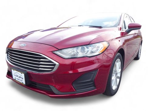 Used 2019 Ford Fusion SE image 5