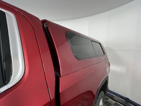 Used 2024 GMC Sierra 1500 SLT w/ SLT Premium Plus Package image 8