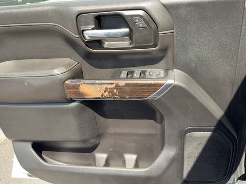 Used 2022 GMC Sierra 3500 SLE w/ SLE Convenience Package image 15