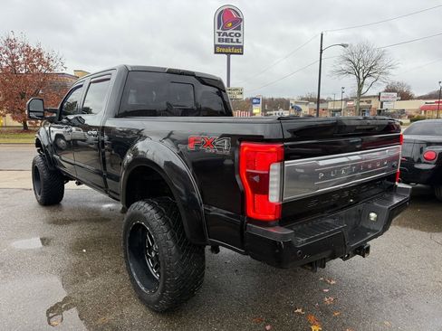 Used 2017 Ford F350 Platinum w/ Platinum Ultimate Package image 5