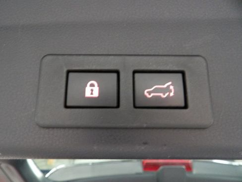Used 2023 Subaru Ascent Touring w/ Popular Package #2A AWD/4WD image 42