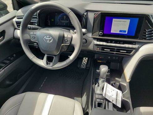New 2026 Toyota Camry SE w/ Convenience Package FWD image 26