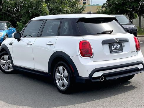Certified 2024 MINI Cooper 4-Door Hardtop FWD image 11