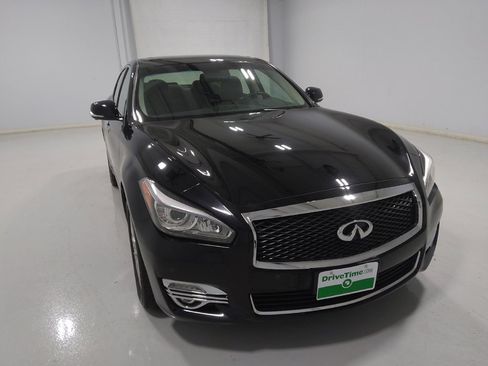 Used 2017 INFINITI Q70 3.7 image 14