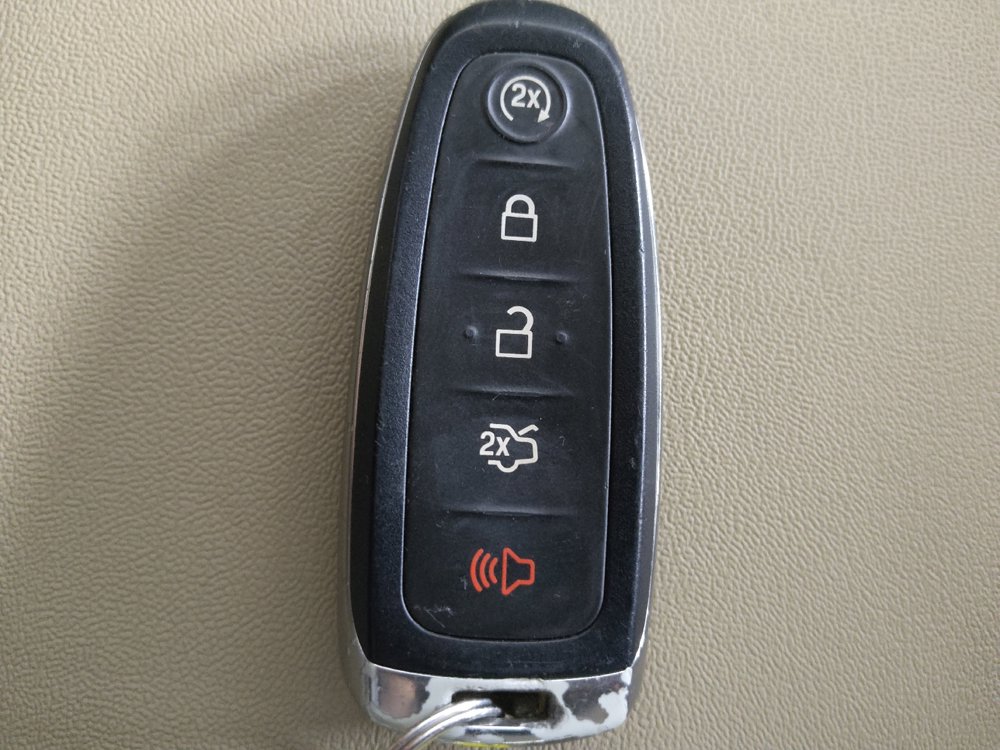 Used 2018 Ford Taurus SEL w/ Equipment Group 201A FWD image 32