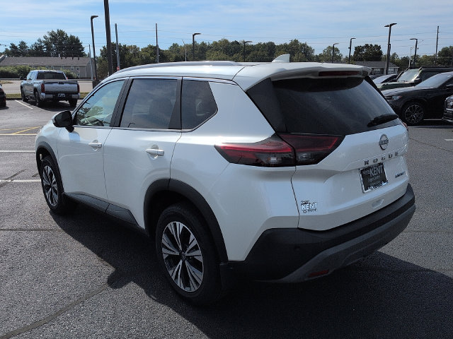 Used 2023 Nissan Rogue SV w/ SV Premium B Package AWD/4WD image 5